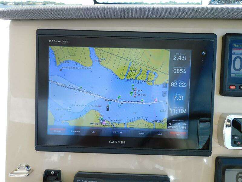 32ft Pursuit Yacht For Sale