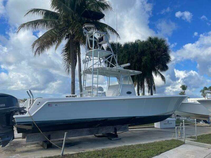 39ft Contender Yacht For Sale