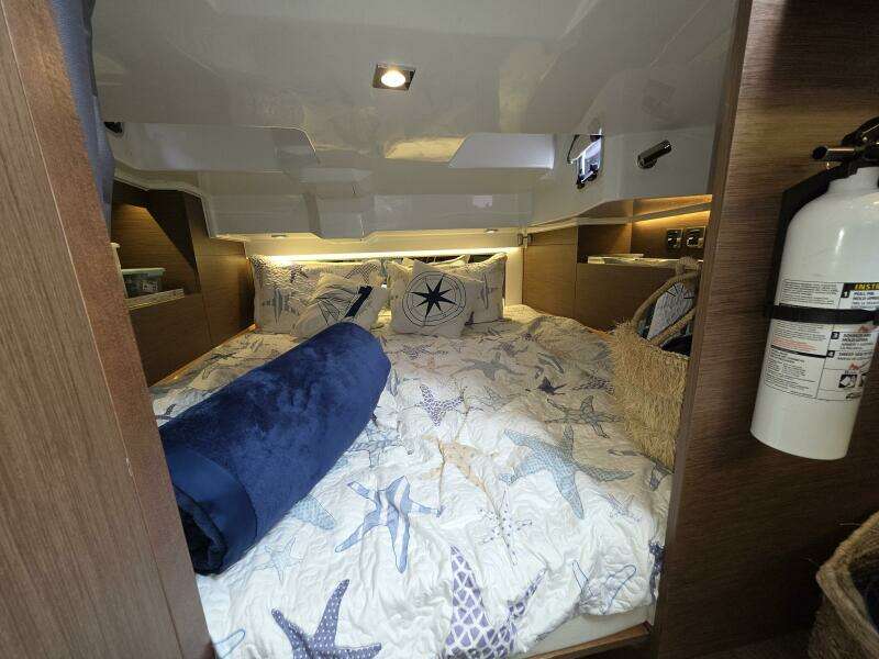 35ft Jeanneau Yacht For Sale