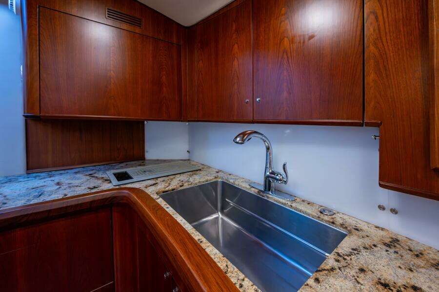 Flying B 54ft Custom Carolina Yacht For Sale