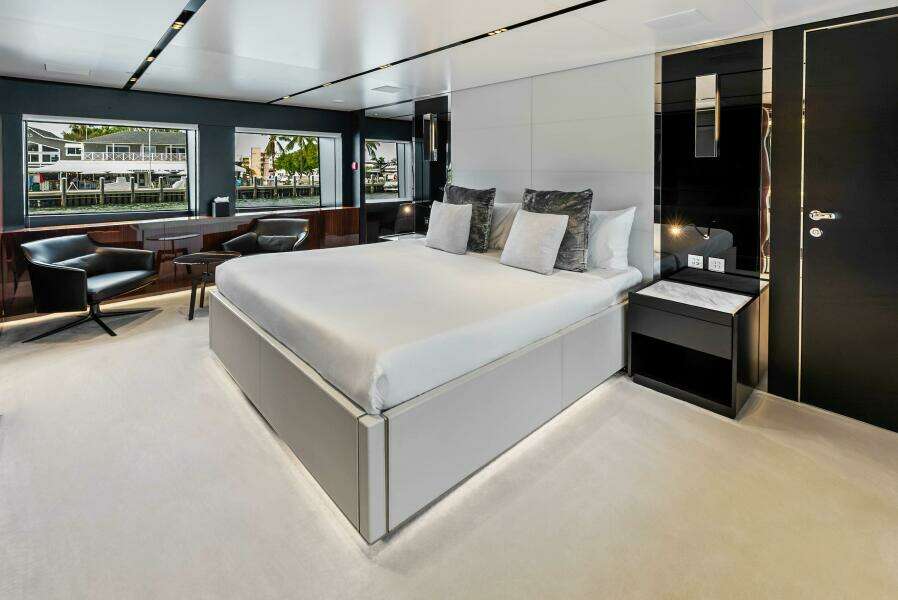 EURO 130ft Riva Yacht For Sale