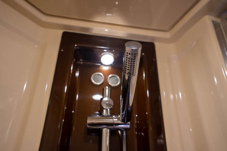 64ft Azimut Yacht For Sale