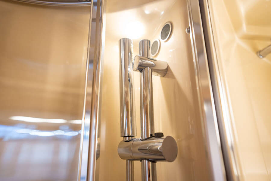 64ft Azimut Yacht For Sale