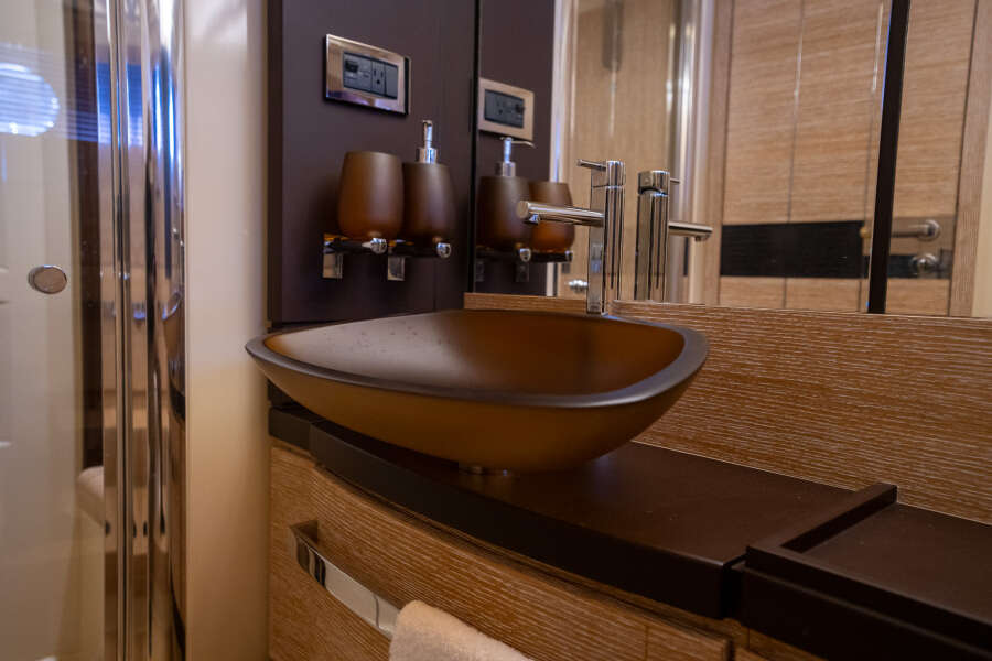 64ft Azimut Yacht For Sale