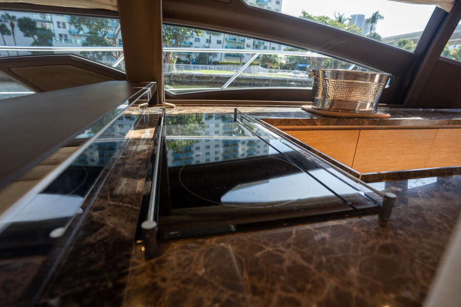 64ft Azimut Yacht For Sale