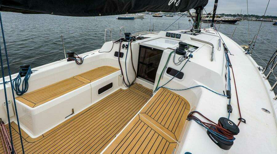 40ft J Boats Yacht For Sale