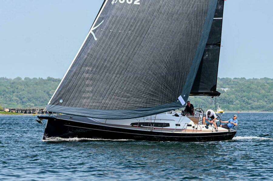 45ft J Boats Yacht For Sale