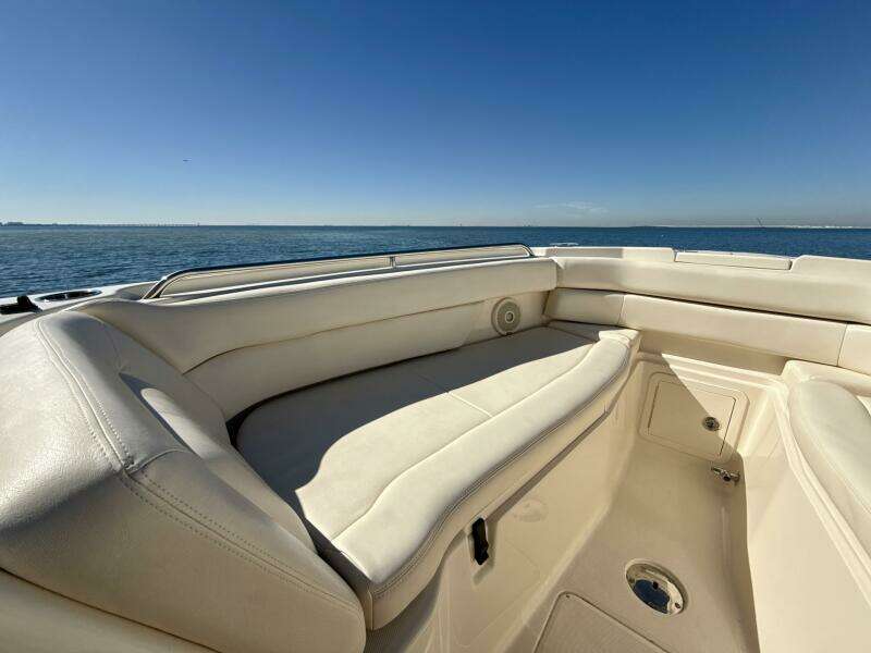 30ft Grady White Yacht For Sale