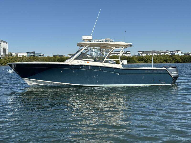 30ft Grady White Yacht For Sale
