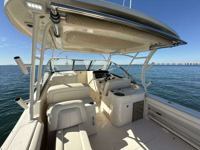 30ft Grady White Yacht For Sale