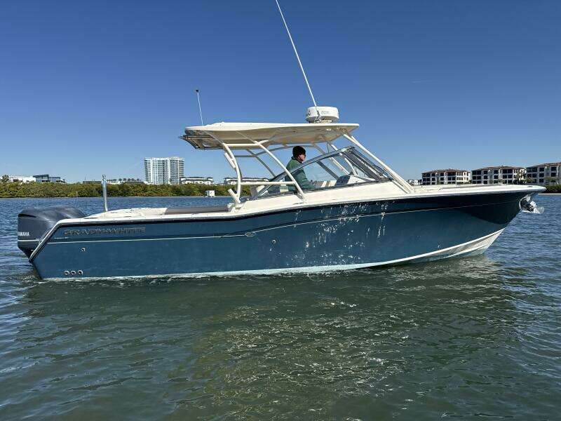 30ft Grady White Yacht For Sale