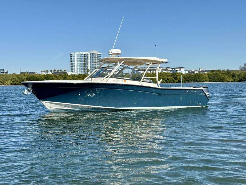 30ft Grady White Yacht For Sale