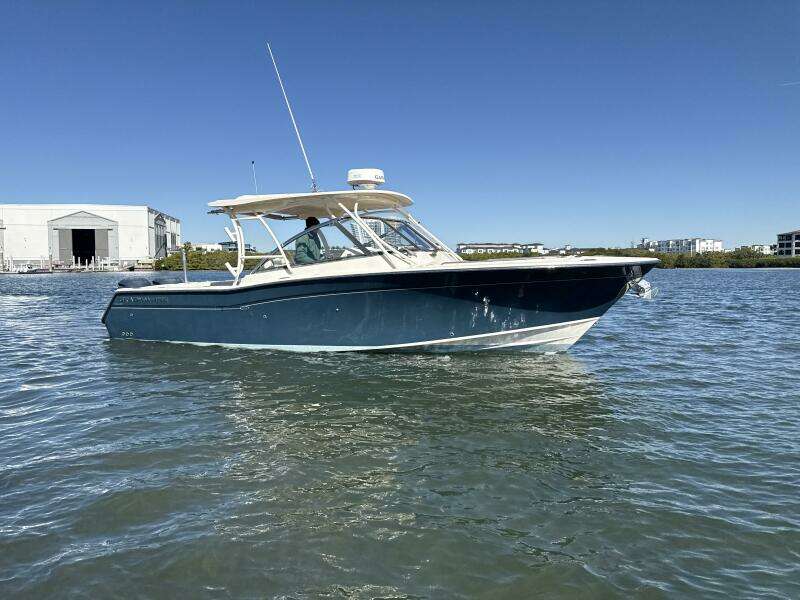 30ft Grady White Yacht For Sale