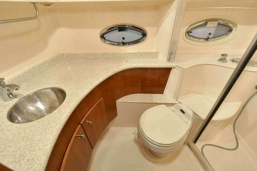 46ft Carver Yacht For Sale