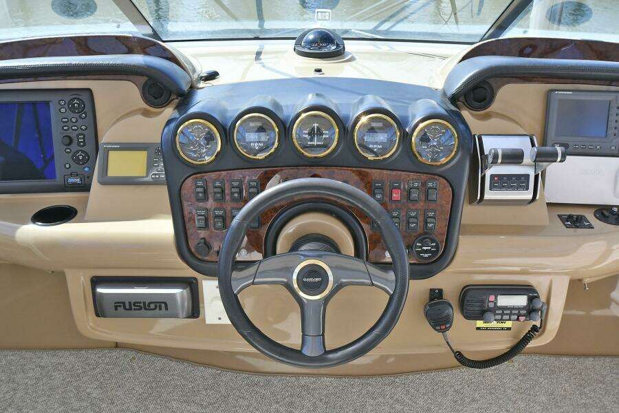 46ft Carver Yacht For Sale