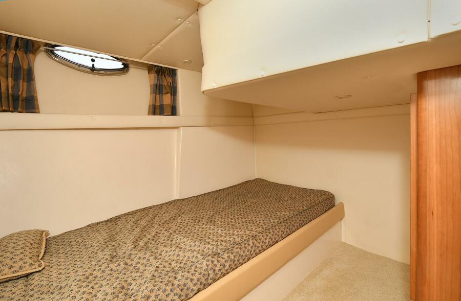 46' 2001 Carver 466 Motor Yacht