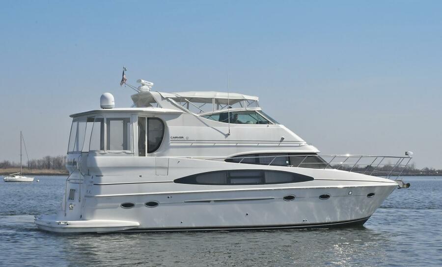 46' 2001 Carver 466 Motor Yacht