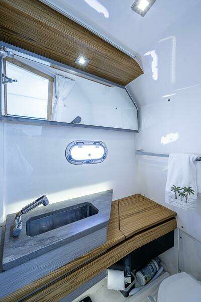 34ft Tiara Yachts Yacht For Sale