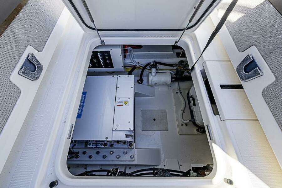 34ft Tiara Yachts Yacht For Sale