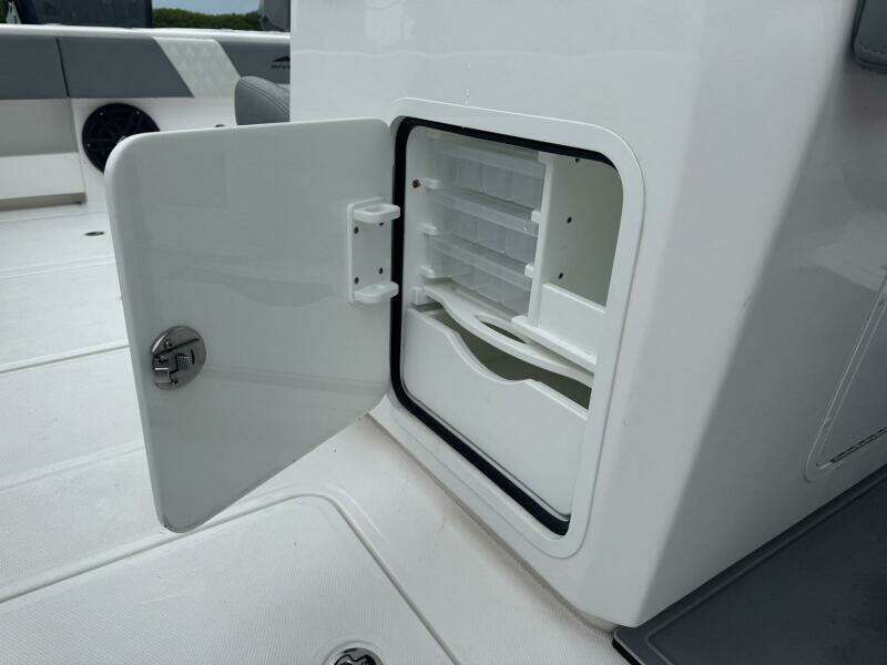 35ft Invincible Yacht For Sale