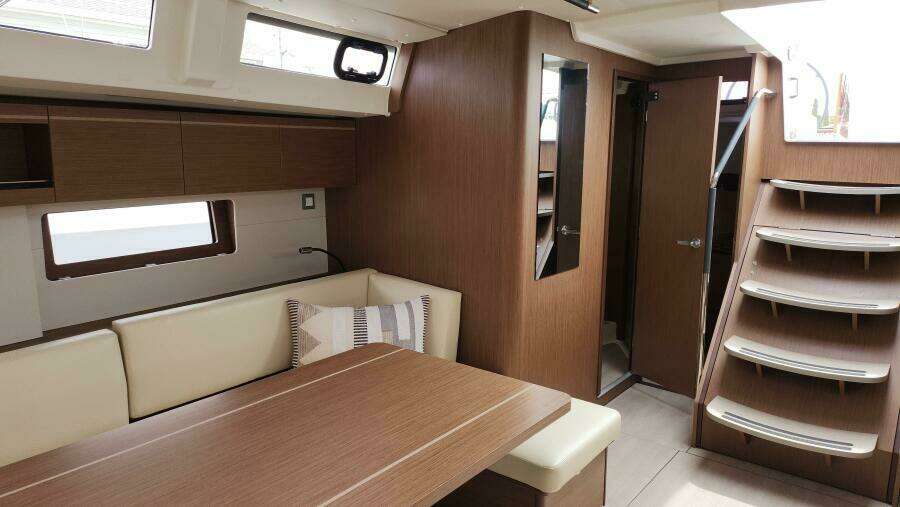 2024 Beneteau Oceanis 51.1