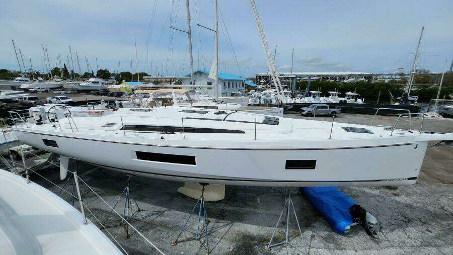 2024 Beneteau Oceanis 51.1