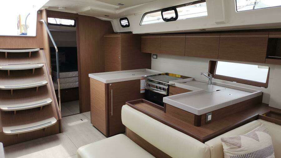 2024 Beneteau Oceanis 51.1