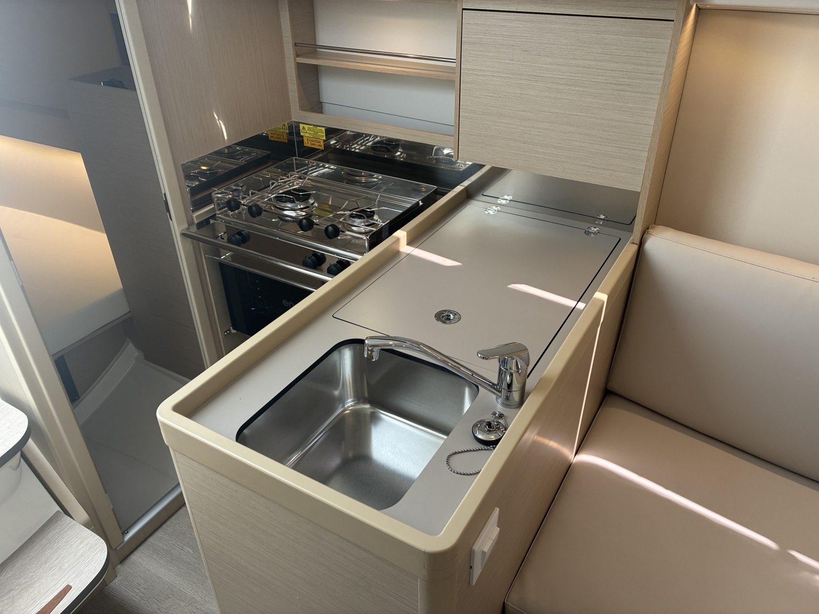 2023 Beneteau Oceanis 30.1 - Galley