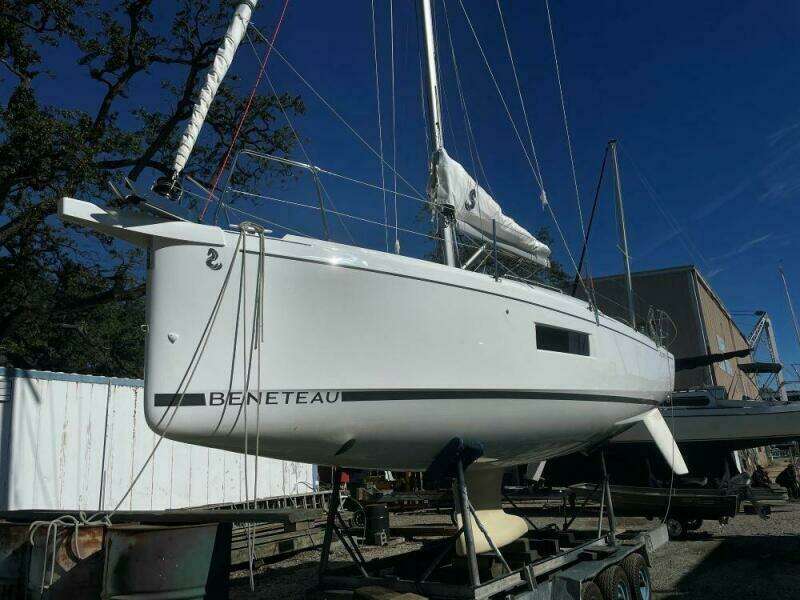2023 Beneteau Oceanis 30.1