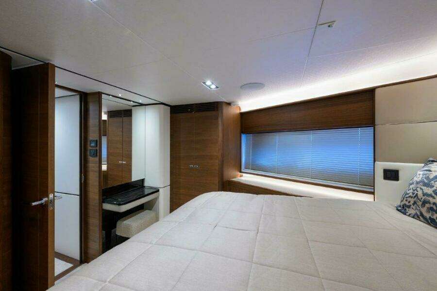 Princess Y78 - VIP Stateroom Forward