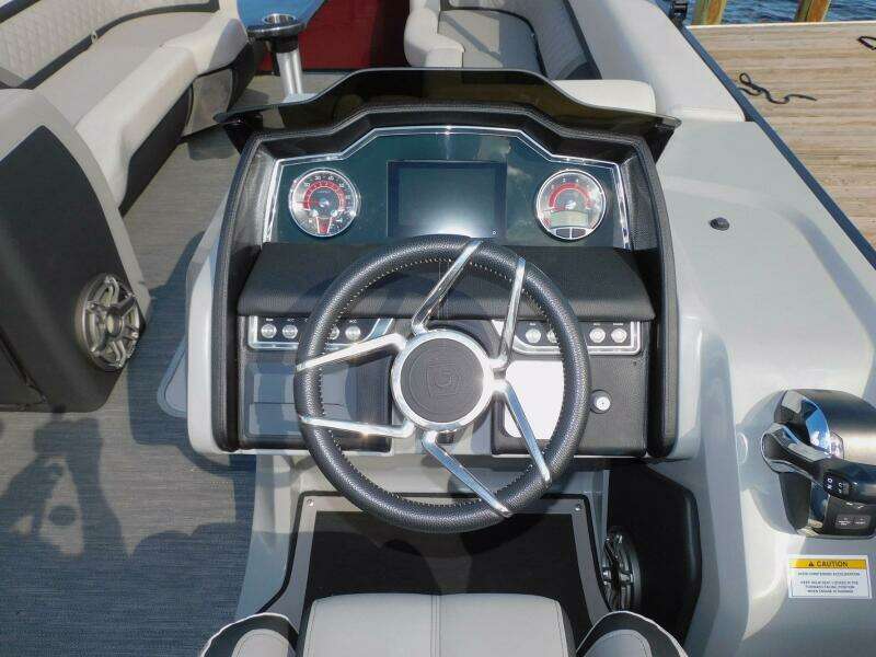 27ft Aqua Patio Yacht For Sale