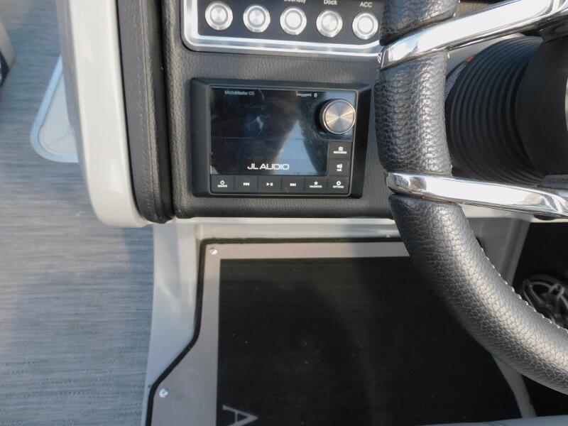 27' 2023 Aqua Patio 275 CBE