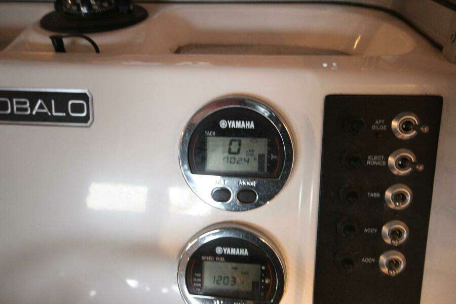 20ft Robalo Yacht For Sale