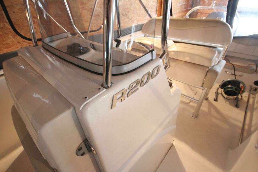 20ft Robalo Yacht For Sale