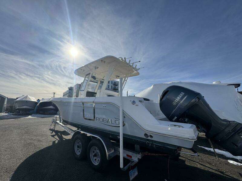 27ft Robalo Yacht For Sale