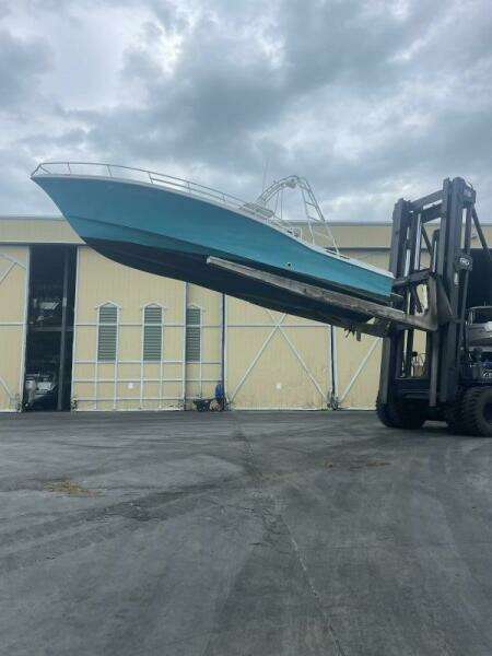 Megalodon 35ft OceanPro Yacht For Sale