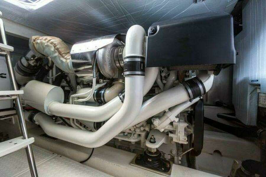 VALOR 50ft Tiara Yachts Yacht For Sale