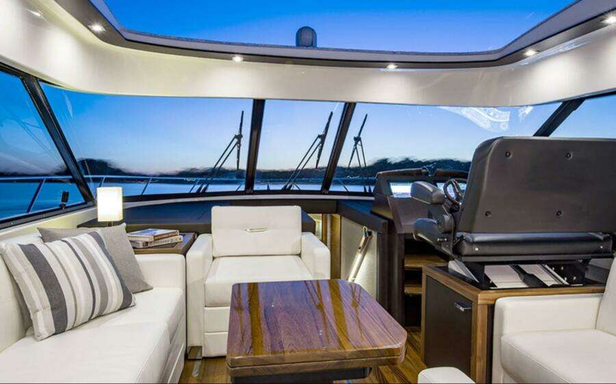 VALOR 50ft Tiara Yachts Yacht For Sale