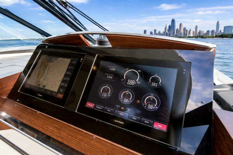 VALOR 50ft Tiara Yachts Yacht For Sale