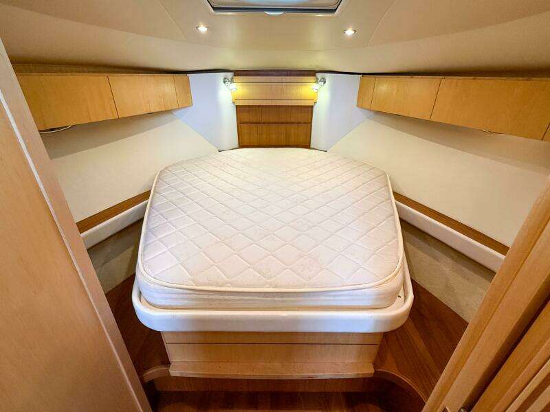 Sonder 36ft Tiara Yachts Yacht For Sale