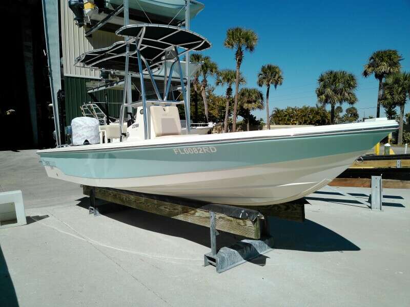 22ft Pathfinder Yacht For Sale