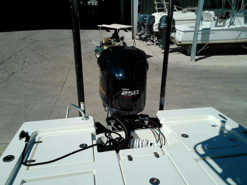 22ft Pathfinder Yacht For Sale