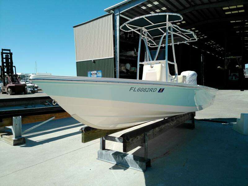 22ft Pathfinder Yacht For Sale