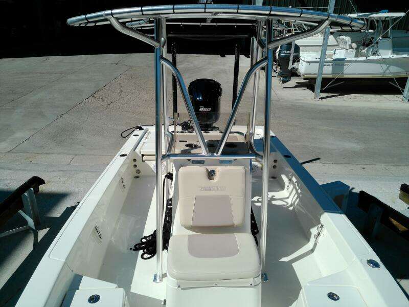 22ft Pathfinder Yacht For Sale