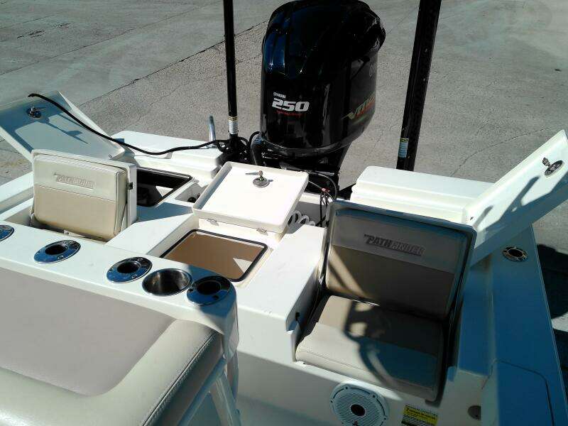 22ft Pathfinder Yacht For Sale