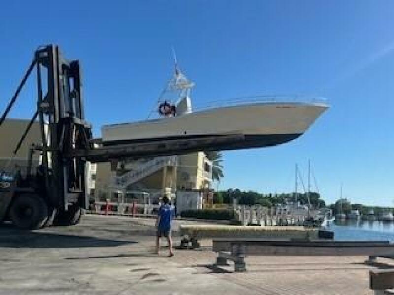 35' 2019 OceanPro 35