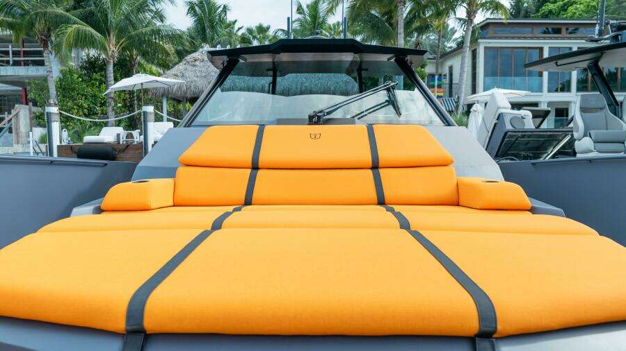 PARALLAX 44ft Lekker Yacht For Sale