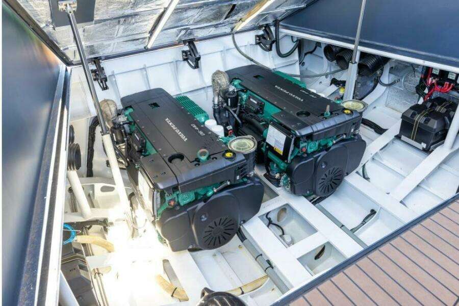 PARALLAX 44ft Lekker Yacht For Sale