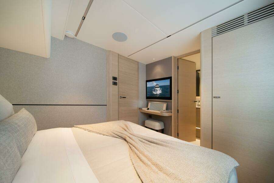 Meravi 80ft Princess Yacht For Sale