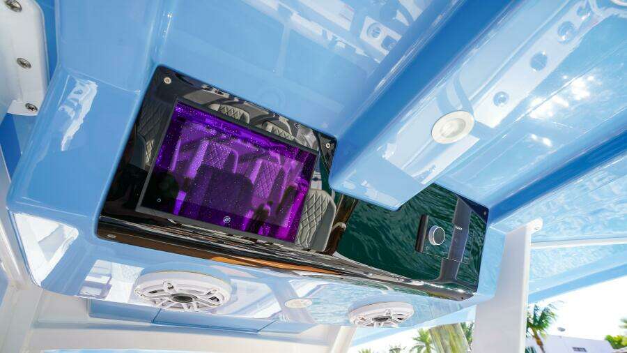 43ft Invincible Yacht For Sale